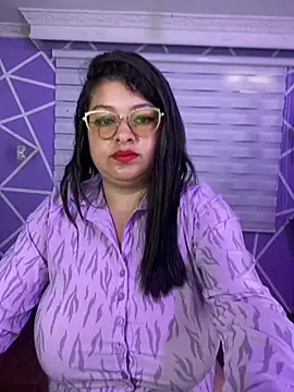 Live sex cam di MiiaaJoness