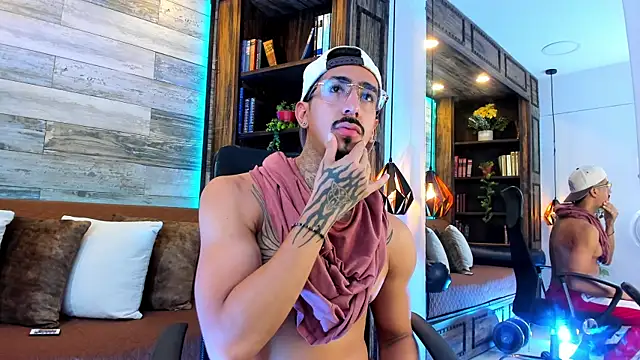 Donovan_Desmond webcam