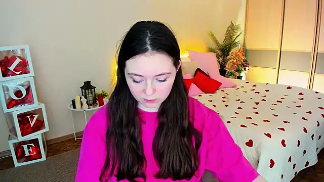 AlluringLookk webcam