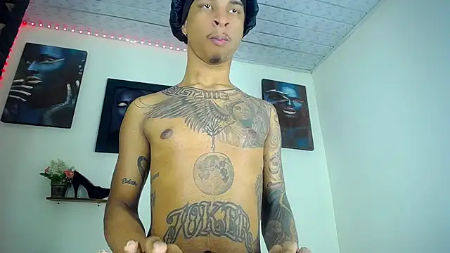 Tatoo_Noah webcam
