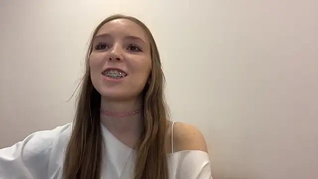 TanjaBrounson webcam