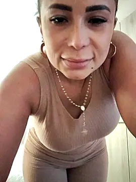 mia_mancinii live sex cam