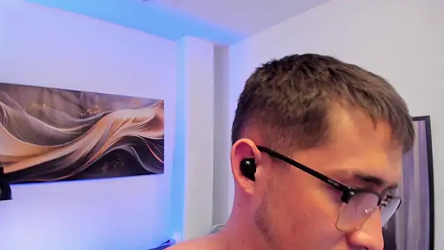 Tommas_Jhonson webcam