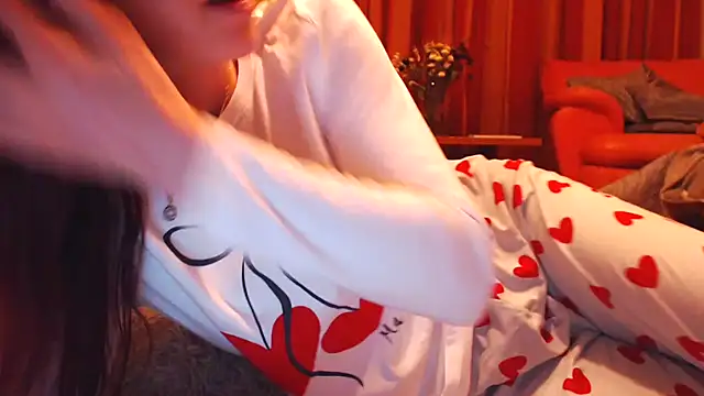 LovelyAndraGirl webcam