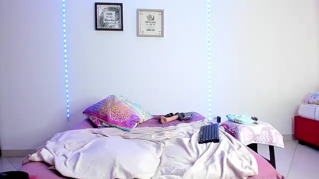 selena_jhonson webcam