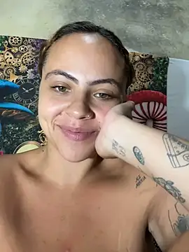 Chloe_Leaozinho webcam