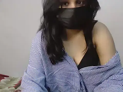 CumWithKajal webcam