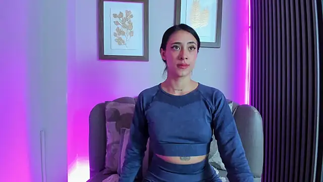 Ariana_collinss webcam