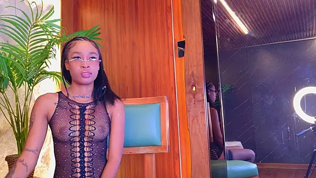 Barbiie_black webcam