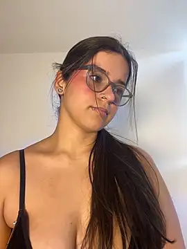 miamillers28 (F young) - FUCK PUSSY WITH DILDO