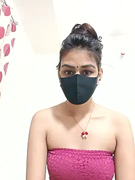 Webcam Model (Tanisha-1)  is live.Free join now!