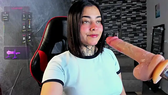 Sophiia_cherry webcam