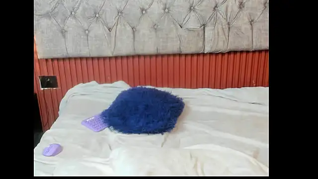 brisnymunds - BrisnyMunds's free webcam - UK Sex Cams