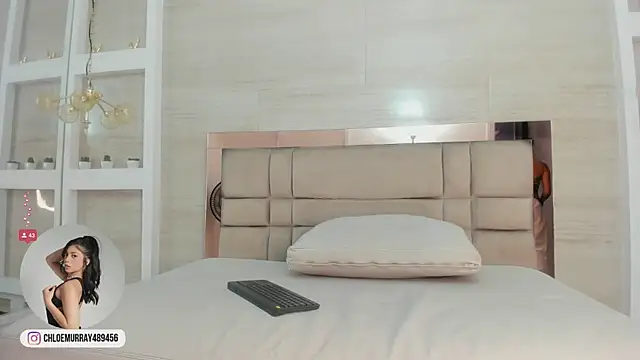 chloe_murray webcam