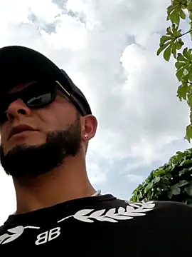 PIGHIGHDIRTY_p0 webcam