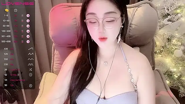 Monica-666888- webcam