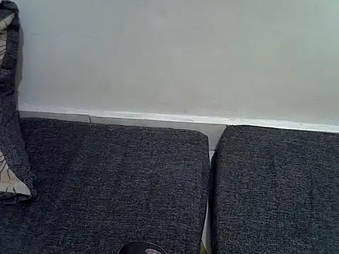 hey_its_andreana webcam