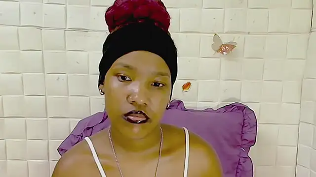 EroticSexyPrada webcam