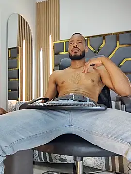 Oliver_bigblack_cock webcam