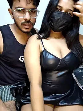 MIDNIGHT_STAR110 live webcam preview - 923 viewers online