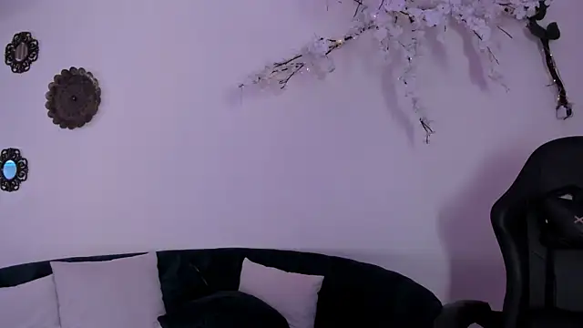 charlotte_mitchell_ webcam