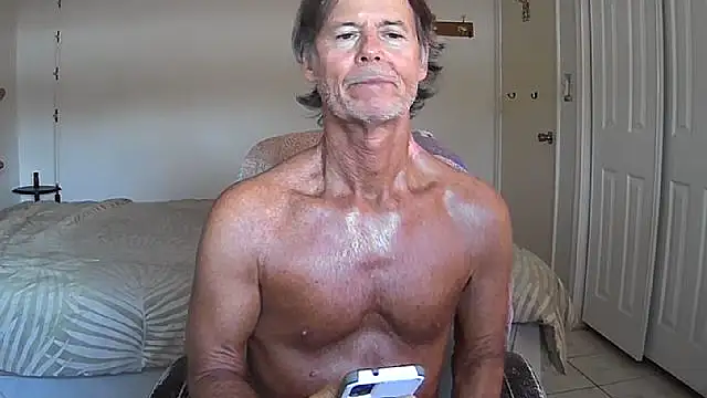 nakeedcowboi65 webcam