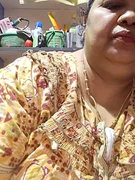 tamilthanushri webcam