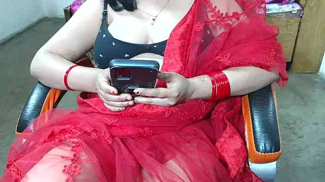 Cute_Mahi22 webcam