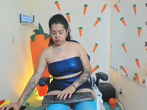 alexa-cooper- webcam