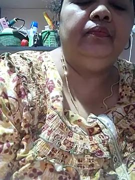 tamilthanushri webcam