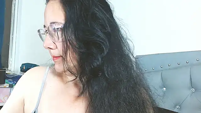 maturepriscila webcam