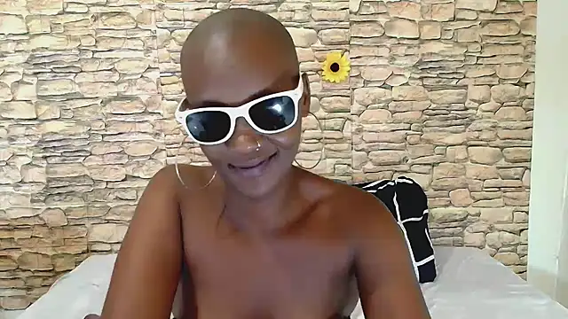 EbonyOlive69