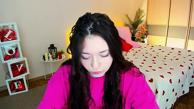 AlluringLookk webcam