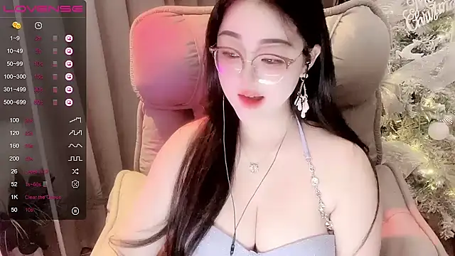 Monica-666888- webcam