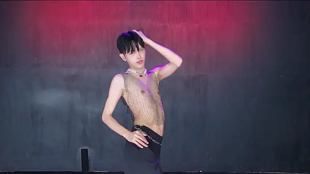 queen-vibe - Queen-Vibe's free webcam - UK Sex Cams