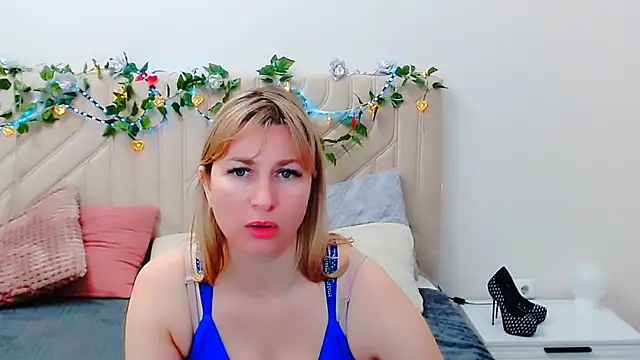 Incredible_Ariela webcam