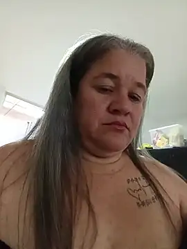 CheekySnowQueen_69 webcam