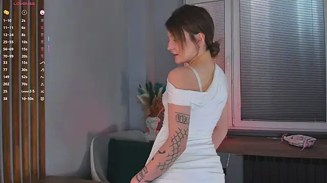 ossiecrews - OssieCrews's free webcam - UK Sex Cams