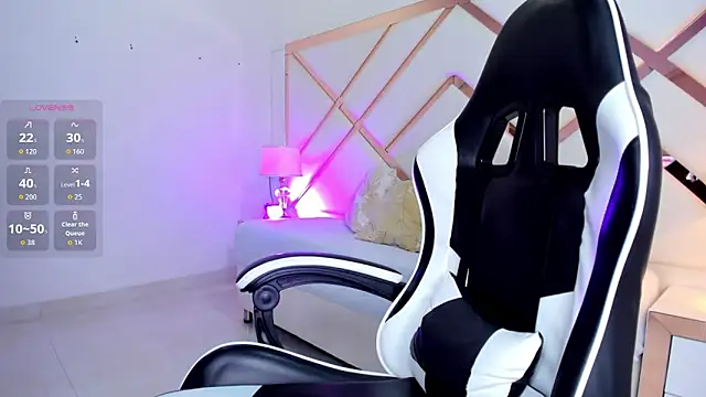 Luciana_valverde webcam