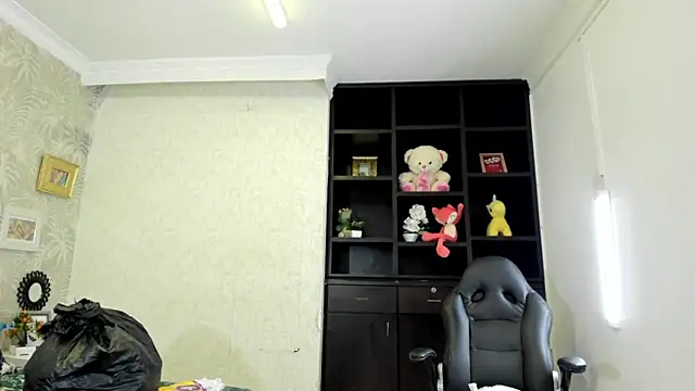 mara_summerr - Mara_Summerr's free webcam - UK Sex Cams