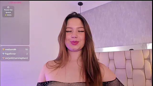 Roxie-Summers11 webcam