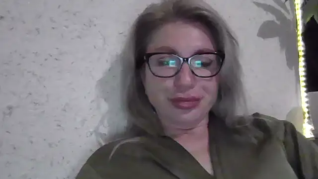 fox_red_lady7 webcam