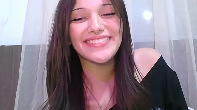 helenastiippp webcam