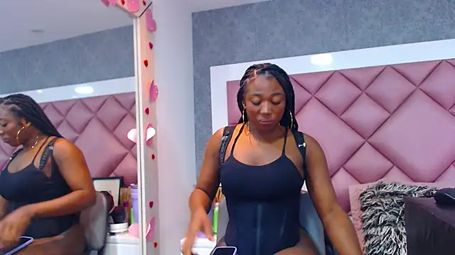 Thegreatonelady webcam