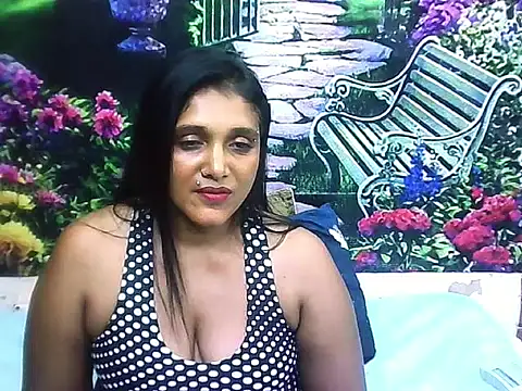 IndianSexyLady20 webcam