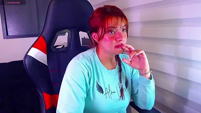 Vannessa__Shy webcam