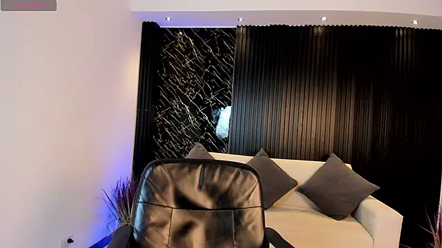 Alicee_Broownn webcam