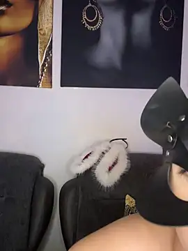 Live sex cam di Teengirlmiaa