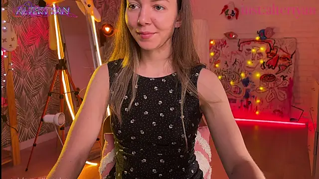 altertyan (F young) - 20 squats without panties camera below