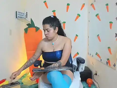 alexa-cooper- webcam